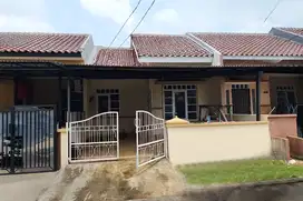 Dijual Rumah SHM Luas 6x15 di Regency Melati Mas, Serpong, Tangerang