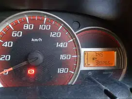 Daihatsu Xenia tahun 2012