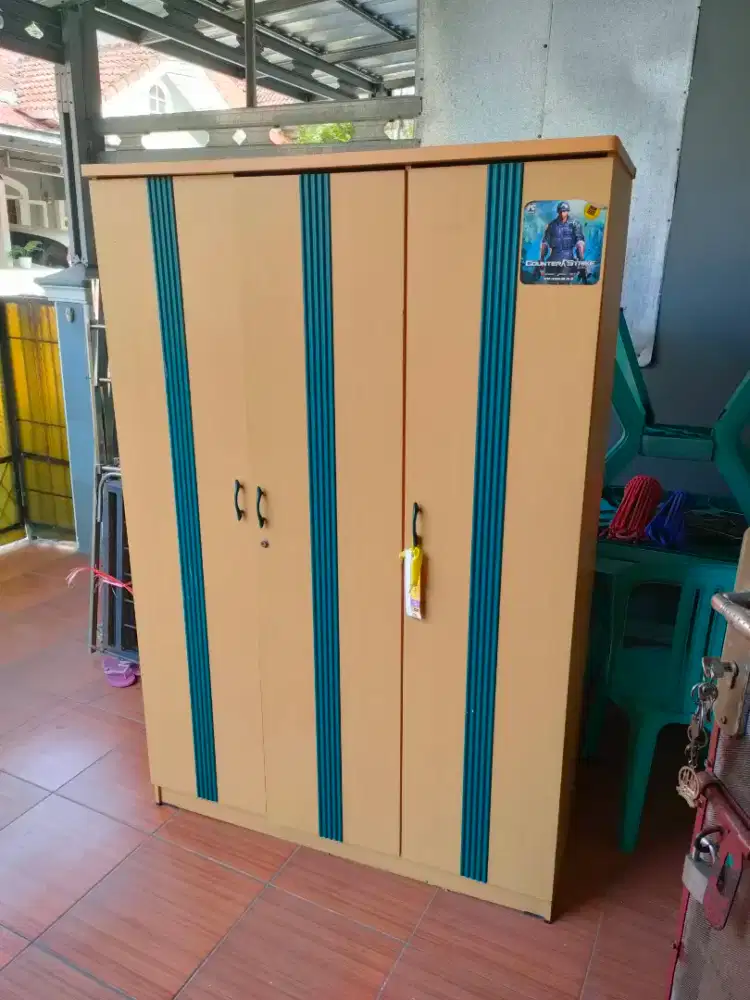 Lemari baju 3 pintu murah 600rb saja