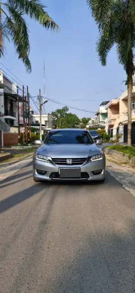 Accord 2.4 VtiL AT Sensing 2015