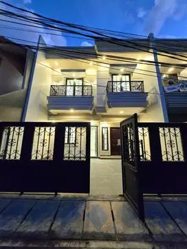 Rumah Baru Classic Modern Non Komplek Di Duren Sawit Jakarta Timur