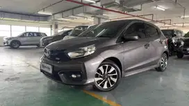 Like New TDP 10JT Honda Brio 1.2 RS Bensin-AT 2023 Abu-Abu