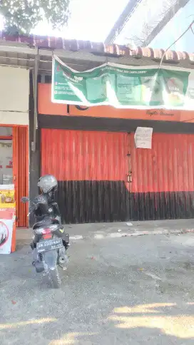 Disewakan ruko/kios/kedai/lapak/warung stategis buat yg berjiwa bisnis