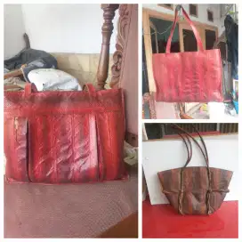 Tas kulit klasik Simpanan