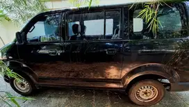 Suzuki APV (2009) Hitam