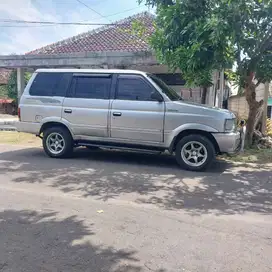ISUZU PANTHER TBR 45 tahun 2000