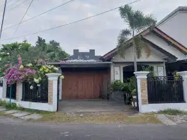 Dikontrakkan rumah istimewa