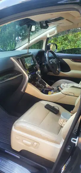Toyota Alphard 2016 Bensin