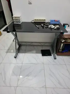 JUAL MEJA KACA INFORMA