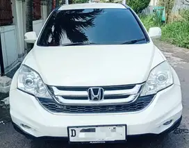 Honda CRV AT matik 2011/2012 putih pajak isi bs bantu kredit