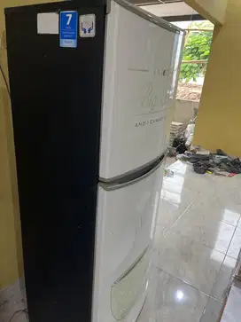 Art yang mau2 aja