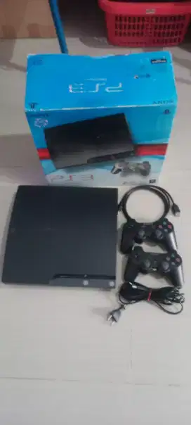 Ps3 slim 2000A hardisk 320gb