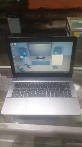 Asus x441 Celeron n3000