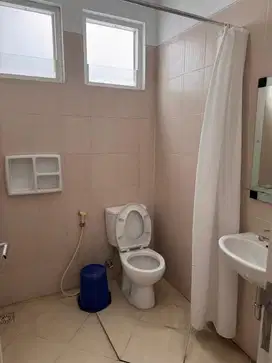 Dijual Rumah Royal Residence Dekat Club House Strategis Siap Huni