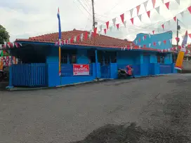 Rumah Resik dan Strategis