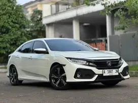 HONDA CIVIC TURBO 1.5 HATCHBACK 2017 PUTIH SUPER LOW KM 51RB