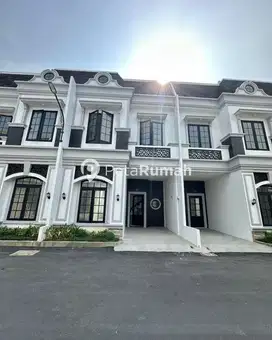 DIJUAL VILLA KOMPLEK THE MARRIOT DAERAH HELVETIA (EDY ONGSO)