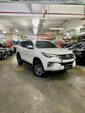 KM 88rb Toyota Fortuner VRZ 2.4 AT Diesel 2018 nik 2017 Terawat