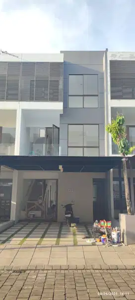 Dijual Rumah Town House Concept Graha Natura Surabaya Barat