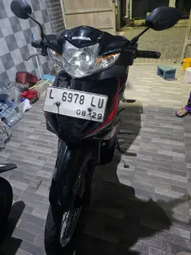 Jual cepat sepeda motor Revo absolute