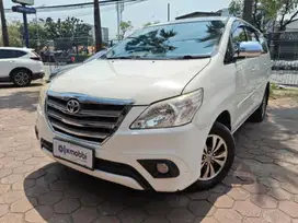 DP Rendah  9JT Toyota Kijang Innova 2.0 G Bensin-AT 2015 Putih