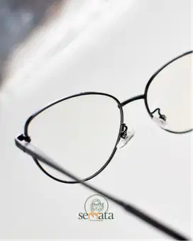 Semata Eyewear - Kacamata Cat Eye Modern Tangkai Pegas - DRUPADI 03