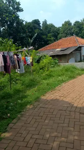 TANAH CANTIK BUAT RUMAH TINGGAL PUSPITEK TANGSEL