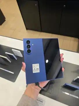 SAMSUNG GALAXY Z FOLD 7