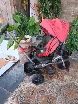 Family Sepeda Roda Tiga