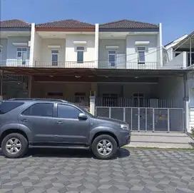Rumah Kutisari Indah Dekat Kampus Petra & UBAYA Rungkut Wonocolo (DND)