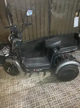 Sepeda listrik romeo plus roda 3