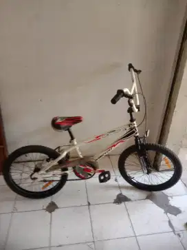 Jual sepeda BMX merk WIM CYCLE UK 20