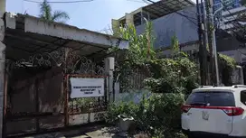 Hitung Tanah Rumah Kris kencana Sari Timur Surabaya Barat selangkah ke