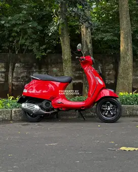 VESPA LX 125 iGET 2018 BERGARANSI