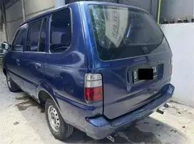 Toyota kijang kapsul 2002