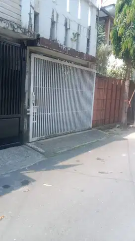 Dijual Rumah Makassar Sekitar Jalan AP Pettarani, Jl Mapala