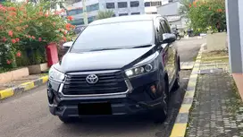 [ WARRANTY ] Toyota Innova Venturer 2.4 Diesel AT Hitam 2022/2023