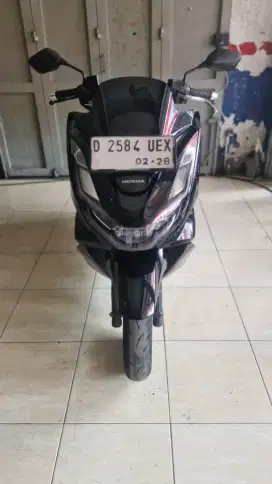 DIJUAL HONDA PCX 160 CBS THN 2023 WARNA HITAM