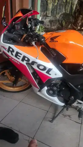 Cbr 150 tahun 2015