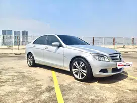 Mercedes Benz C200 CGI Tahun 2011 Automatic Abu-abu Metalik