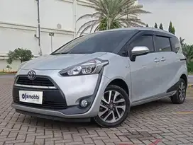 2017 TDP 7,JT Toyota Sienta 1.5 V Bensin-MT Silver