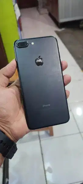Iphone 7plus 128gb batangan bisa semua operator