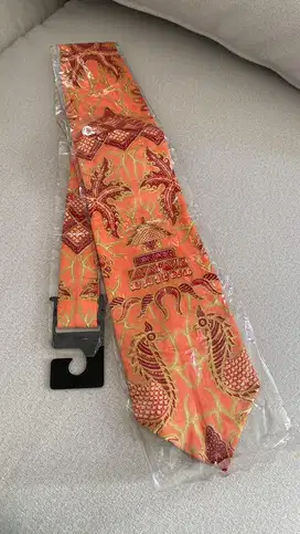 Dasi merk baru mulus