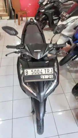 VARIO 125 KEYLESS BISA KREDIT DP 1JUTA