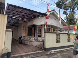 JUAL MURAH - RUMAH BESAR - TENGAH KOTA BOGOR