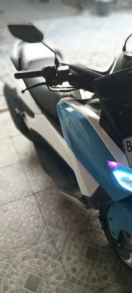 Yamaha NMAX ISTIMEWA