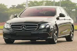 Class! Mercedes Benz E300 SportStyle Avantgarde 2019 x1 c300 c200 320i