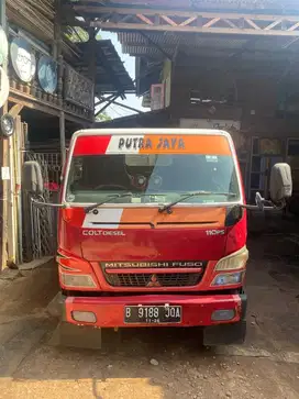 Mitsubishi Truk engkel + bak oneway 110Psi