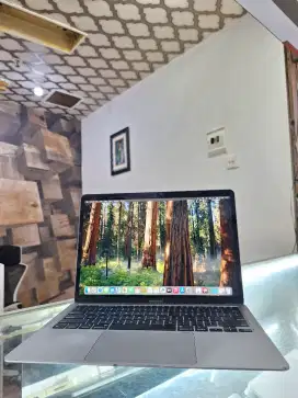 Macbook Air M1 2020 13 inch 8/256