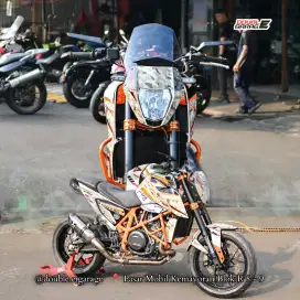 KTM DUKE R 690 690CC ORANGE RARE